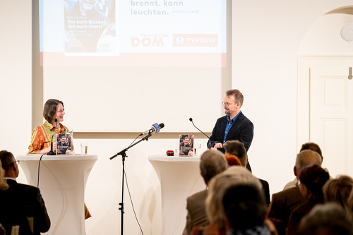 Buchpräsentation Für euch Bischof, mit euch Christ