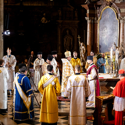 byzantinisches Pontifikalamt Stephansdom / Erzdiözese Wien/ Schönlaub byzantinisches Pontifikalamt Stephansdom